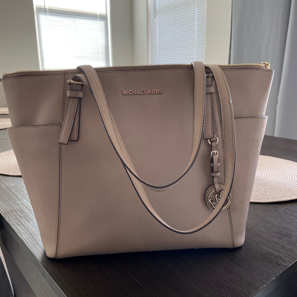 Beige Michael Kors tote